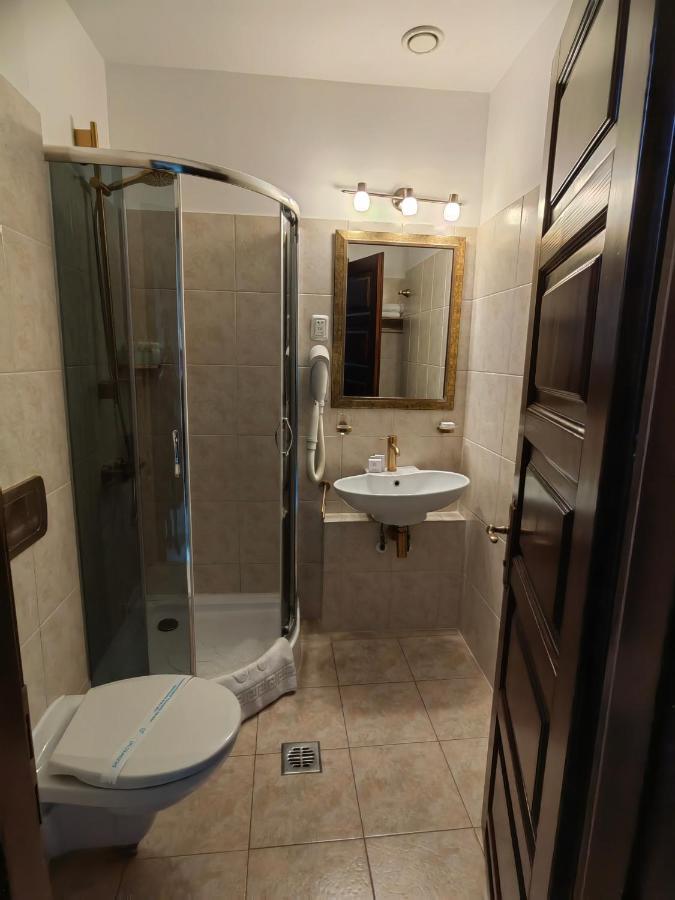 Hotel Carol Konstanca Kültér fotó