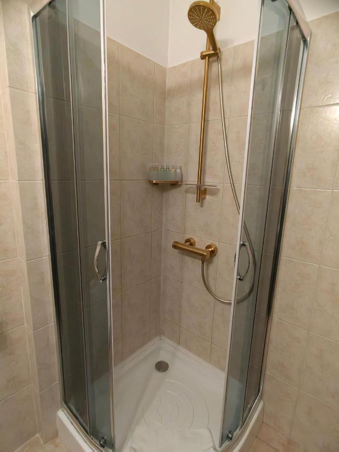 Hotel Carol Konstanca Kültér fotó