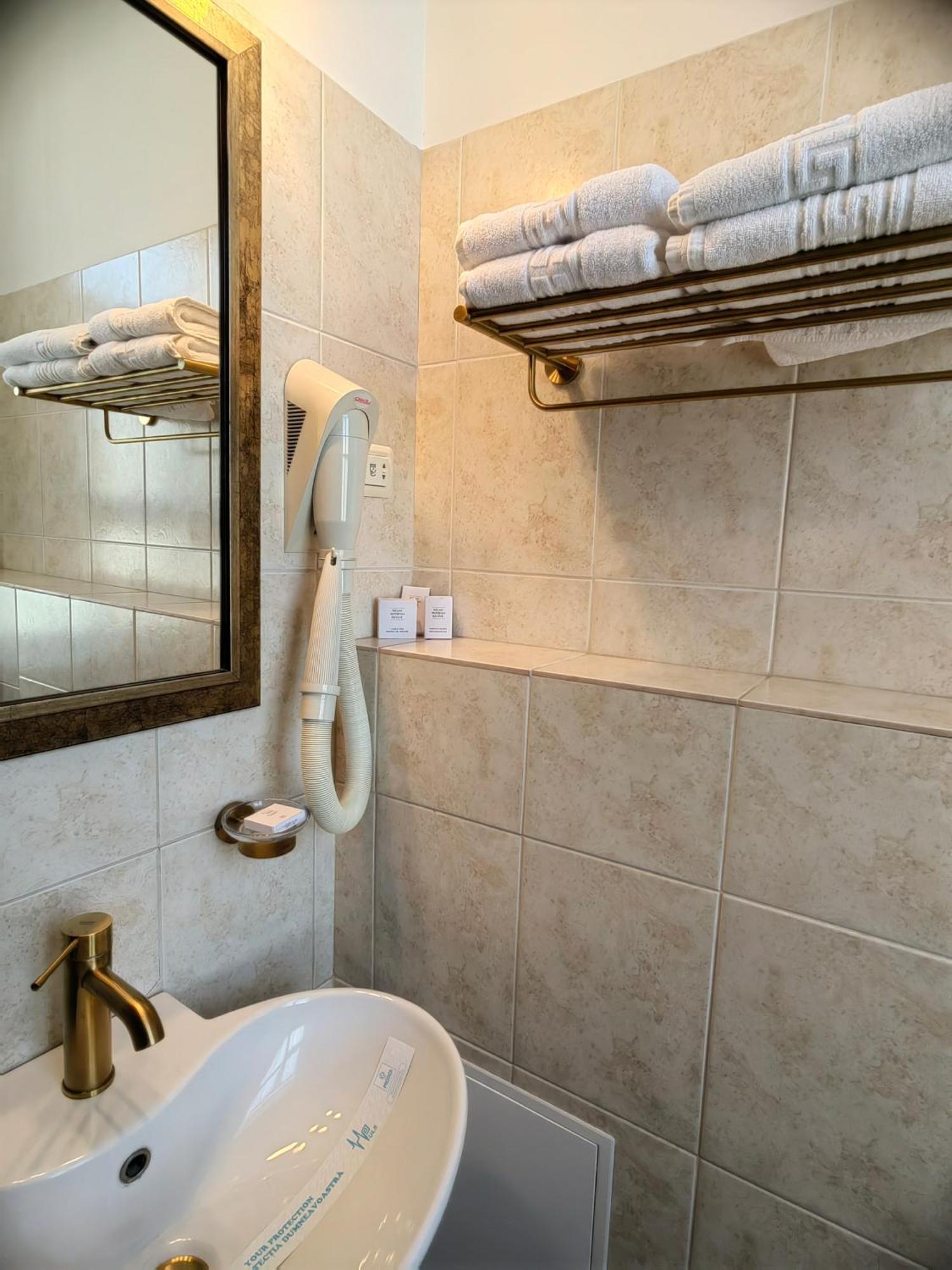 Hotel Carol Konstanca Kültér fotó