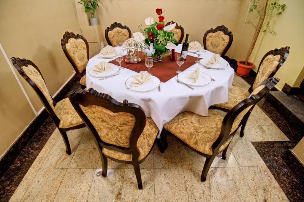 Hotel Carol Konstanca Szoba fotó