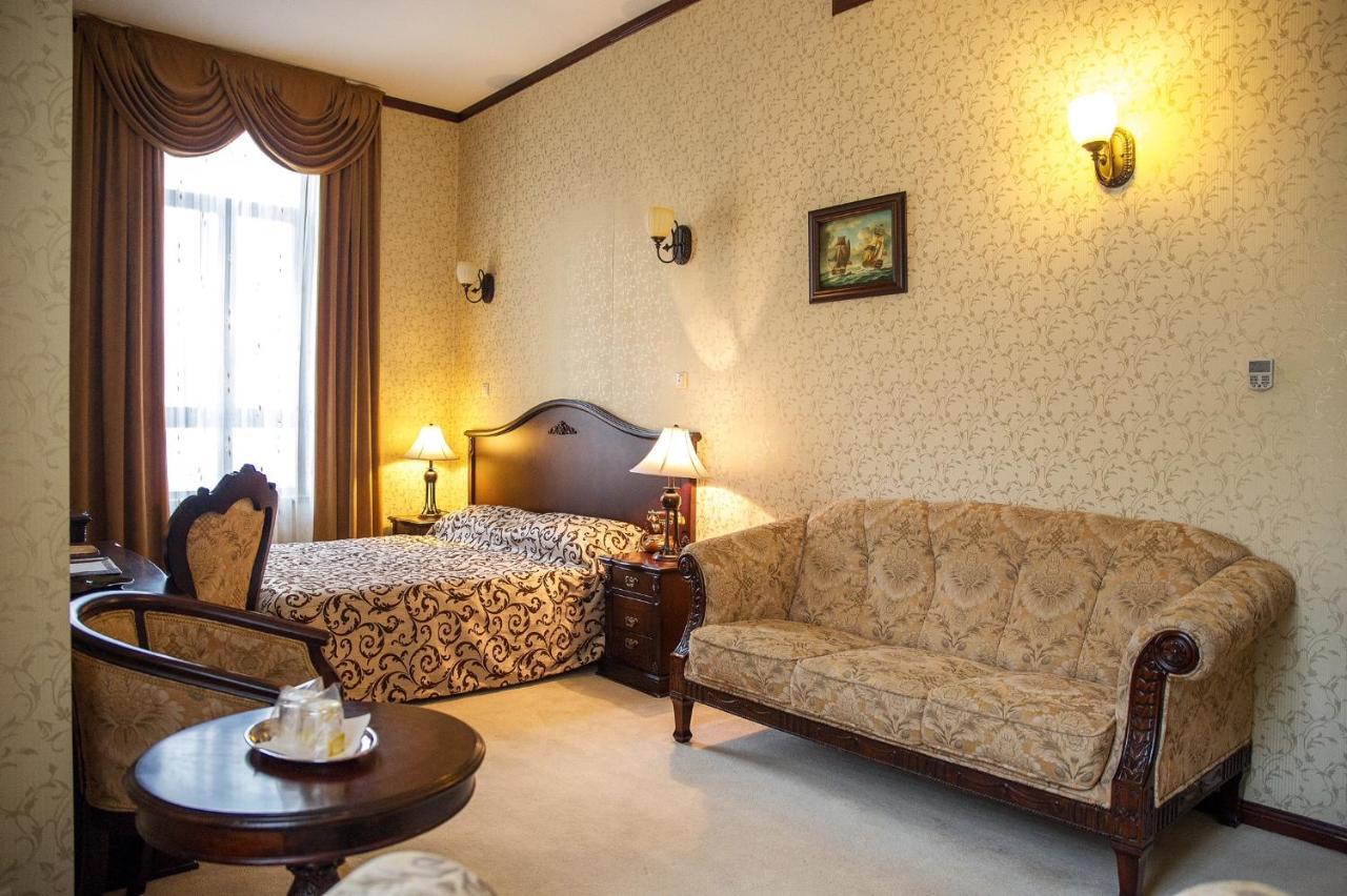 Hotel Carol Konstanca Kültér fotó