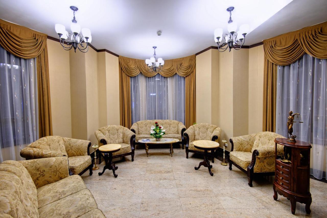 Hotel Carol Konstanca Kültér fotó