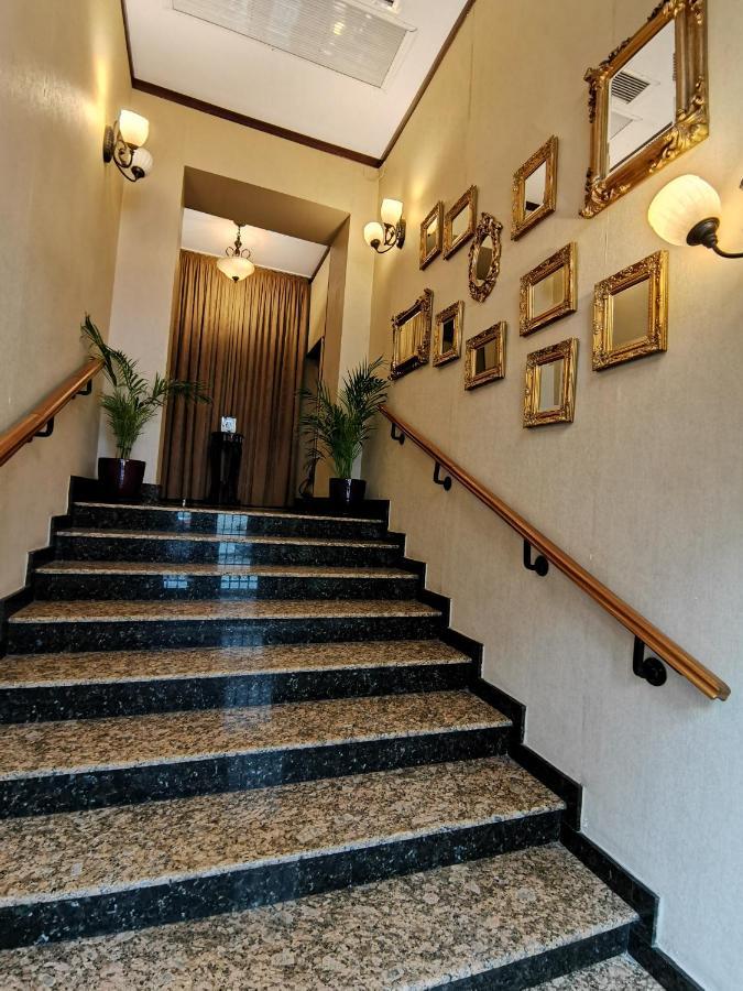 Hotel Carol Konstanca Kültér fotó