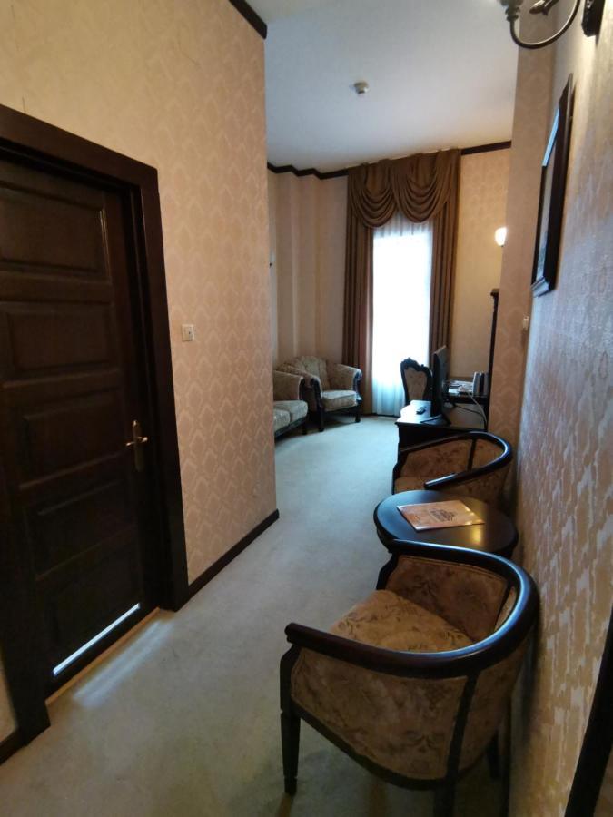 Hotel Carol Konstanca Kültér fotó