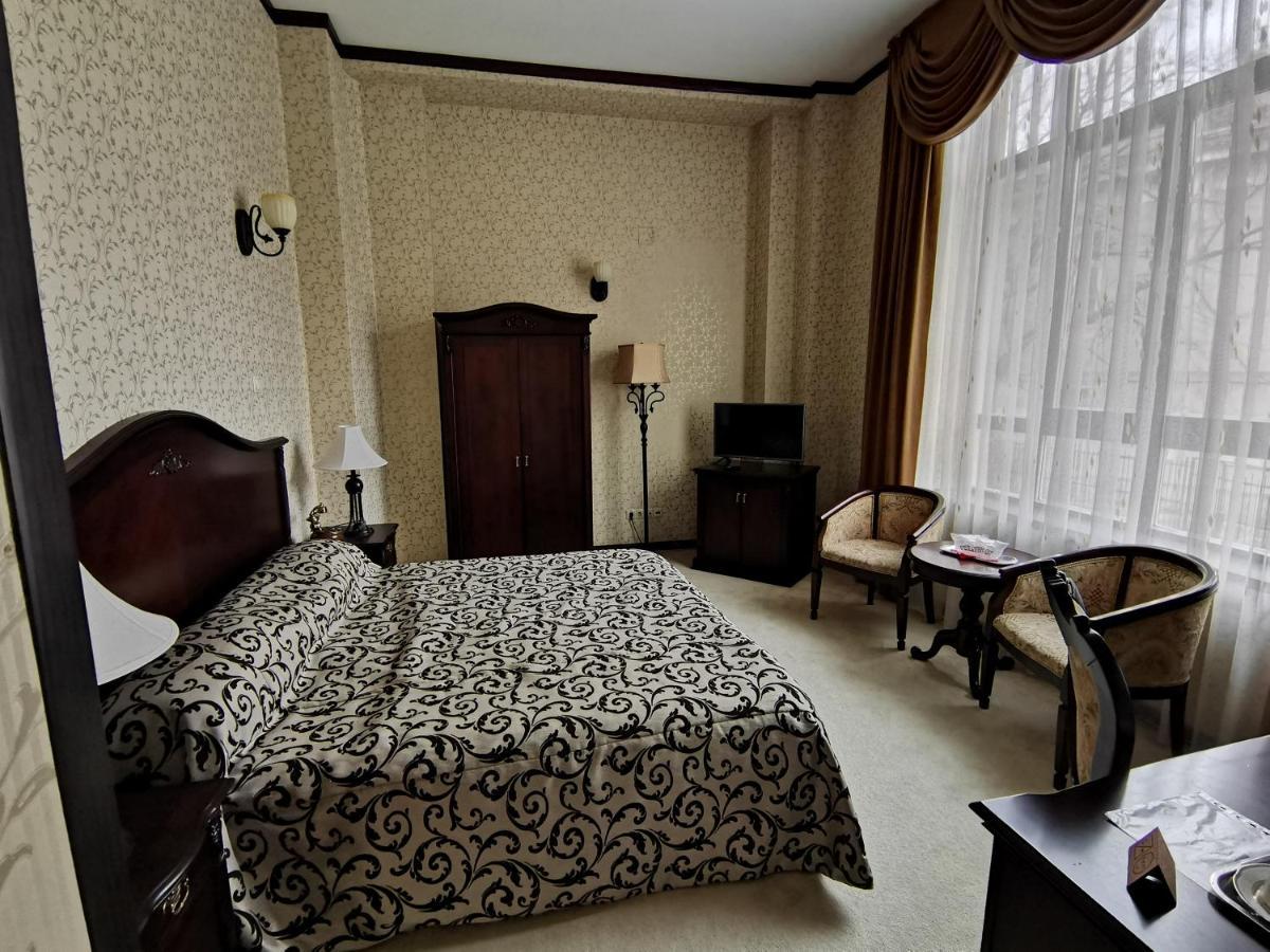 Hotel Carol Konstanca Kültér fotó